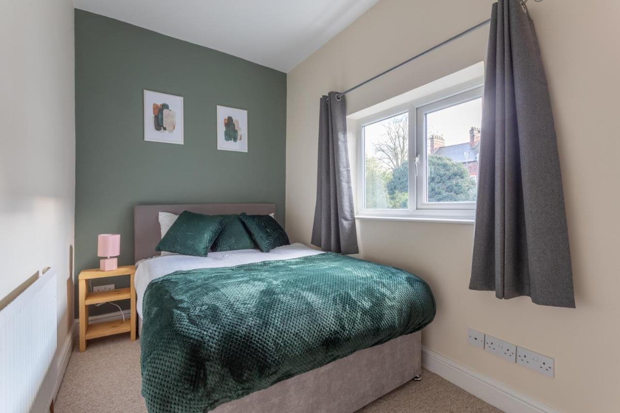 Milton Stays - Cosy 2 Bed House, 15 Min Walk To York City Center, For Up To 6 - With Period Features, Fireplace, Superfast Wi-Fi, Private Garden, Free On Street Parking Kültér fotó