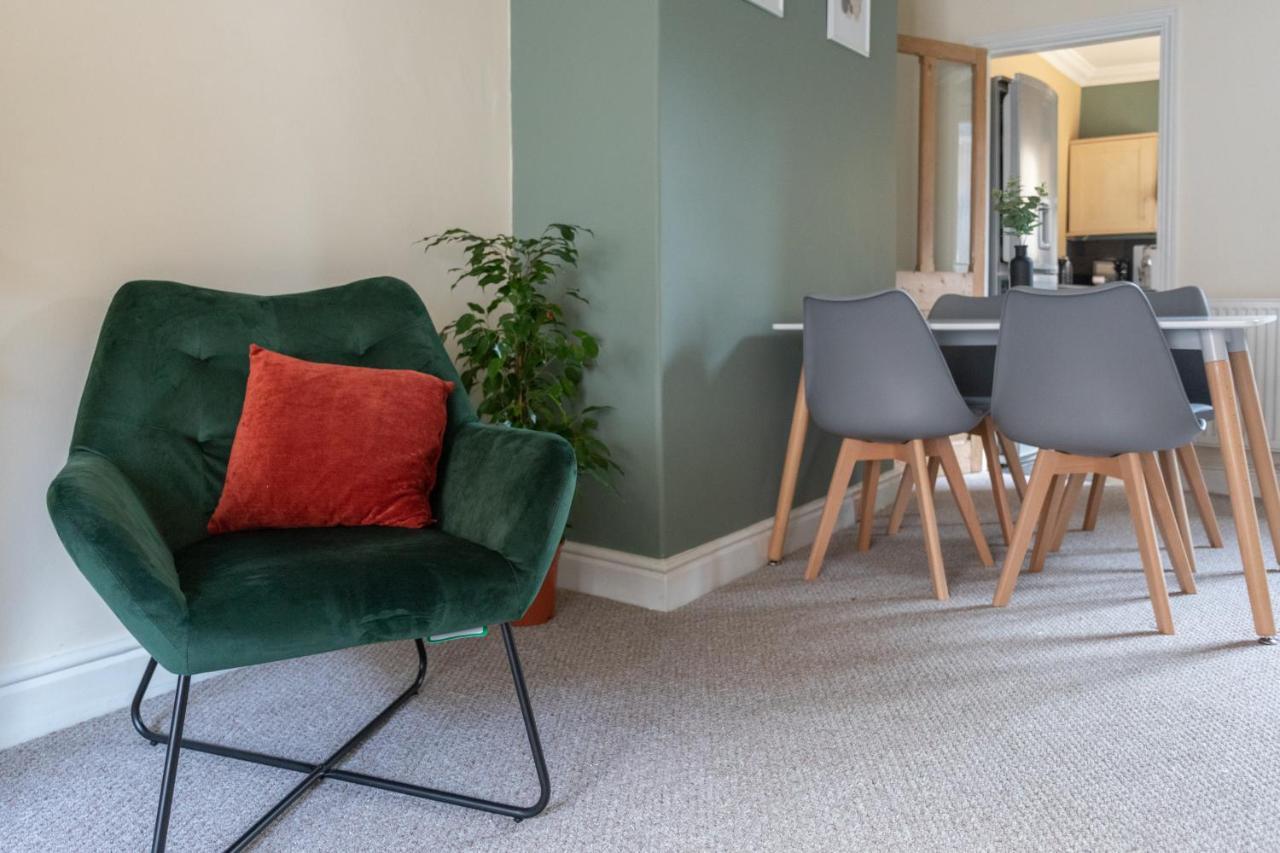 Milton Stays - Cosy 2 Bed House, 15 Min Walk To York City Center, For Up To 6 - With Period Features, Fireplace, Superfast Wi-Fi, Private Garden, Free On Street Parking Kültér fotó